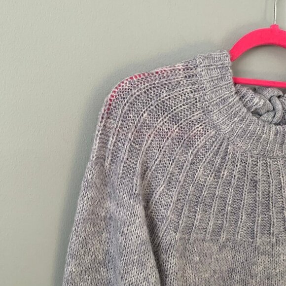 LC Lauren Conrad gray long balloon sleeve crewneck lightweight‎ sweater - Picture 3 of 11